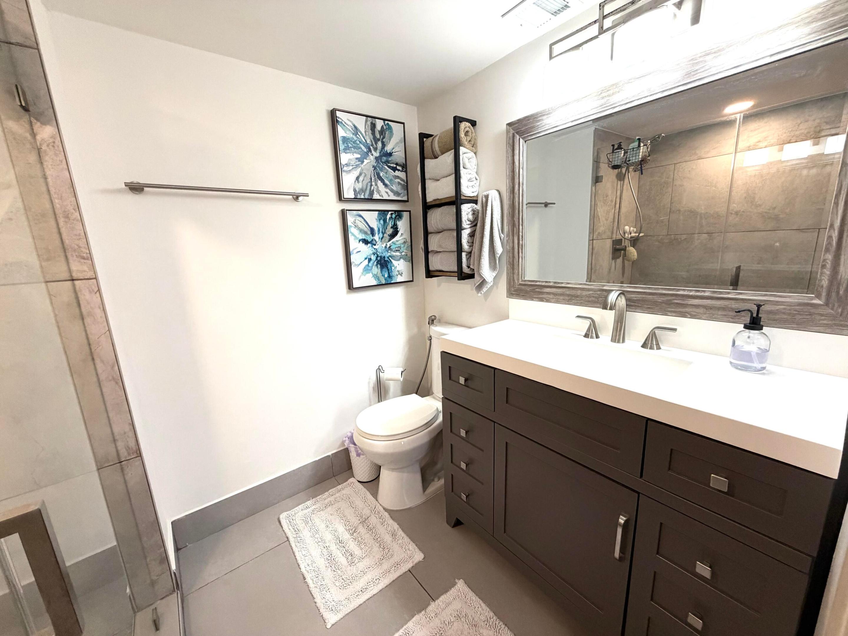 WATERS EDGE TOWERS CONDO - Residential