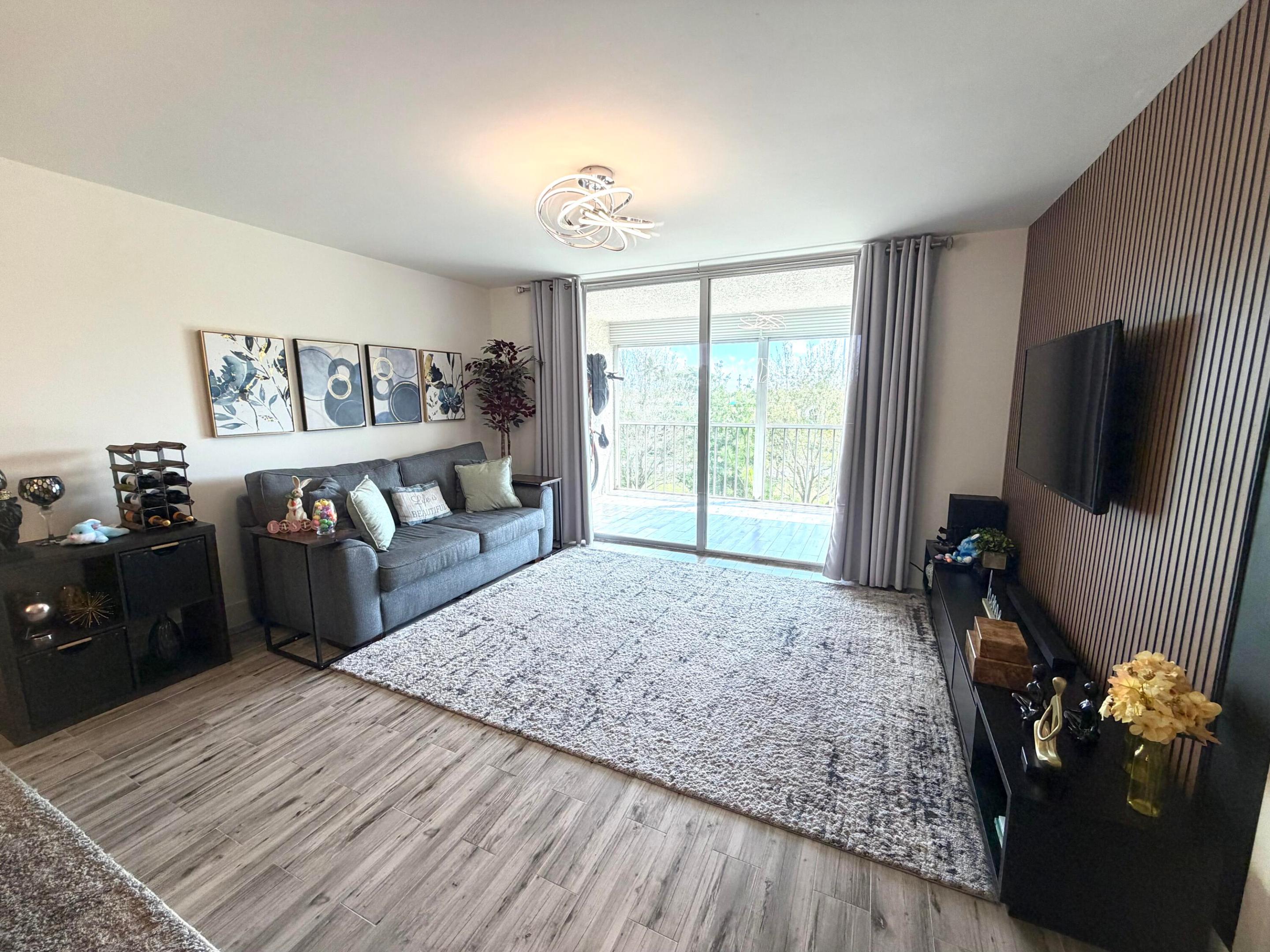 WATERS EDGE TOWERS CONDO - Residential