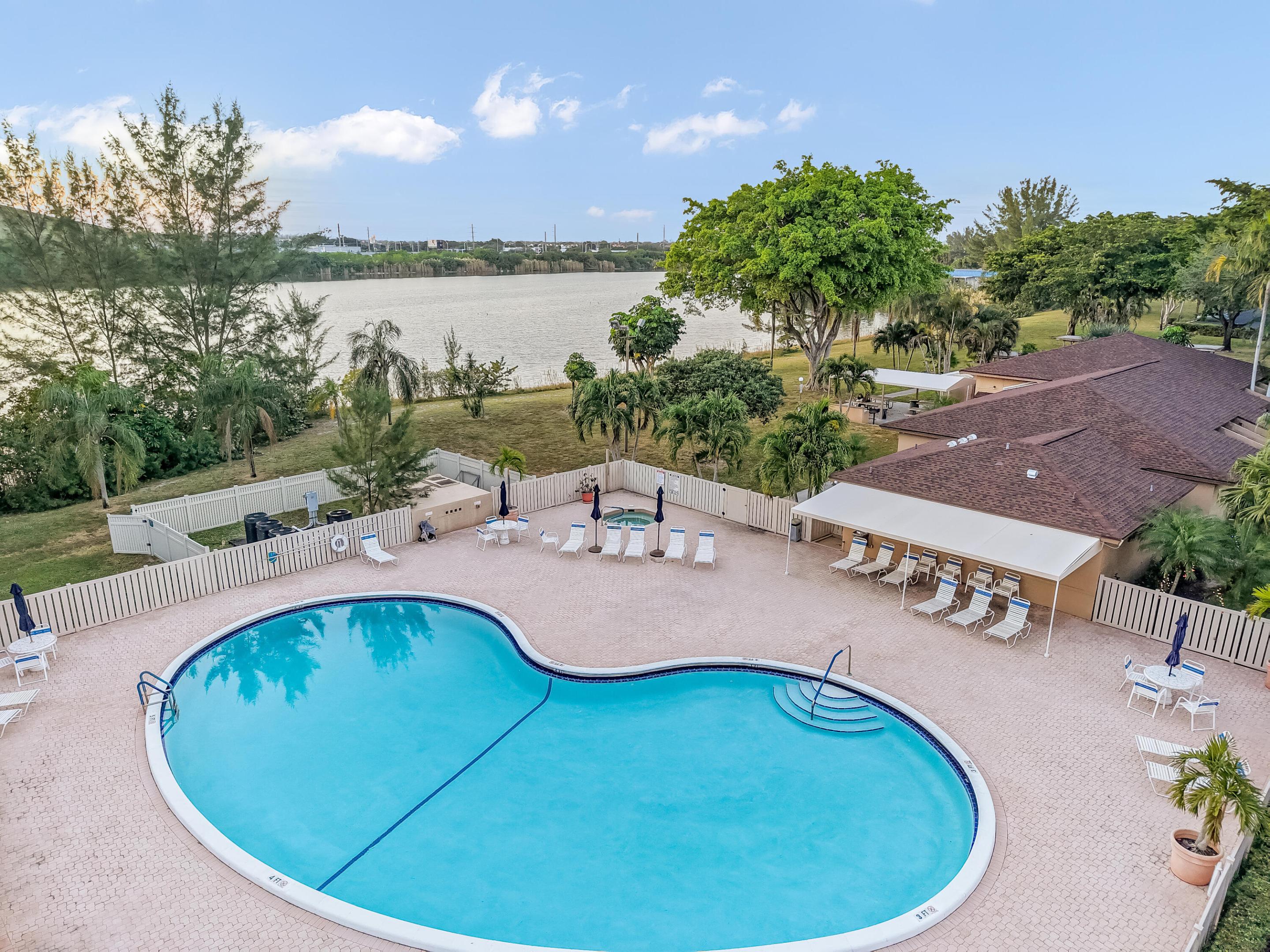 WATERS EDGE TOWERS CONDO - Residential