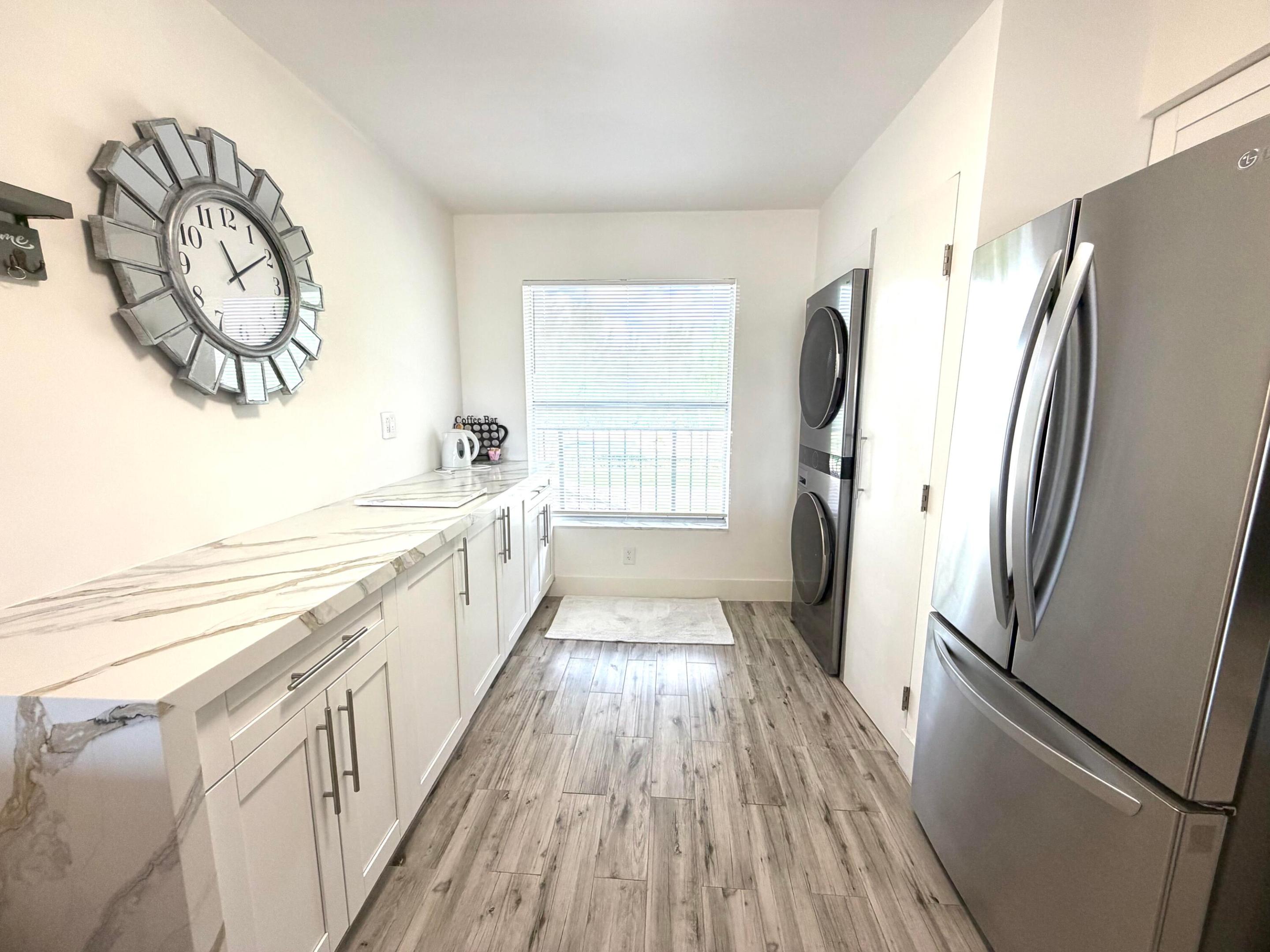 WATERS EDGE TOWERS CONDO - Residential