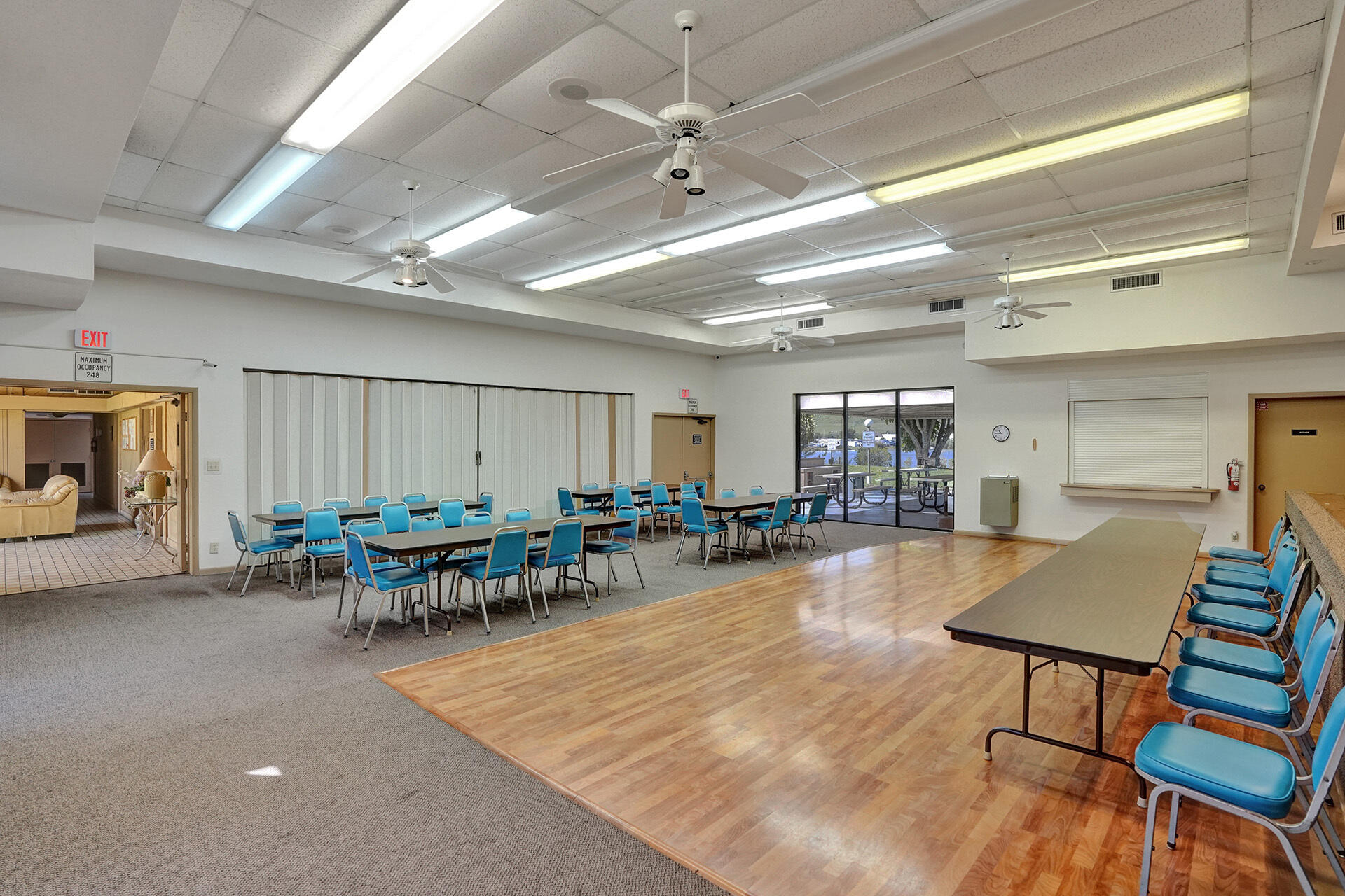 WATERS EDGE TOWERS CONDO - Residential