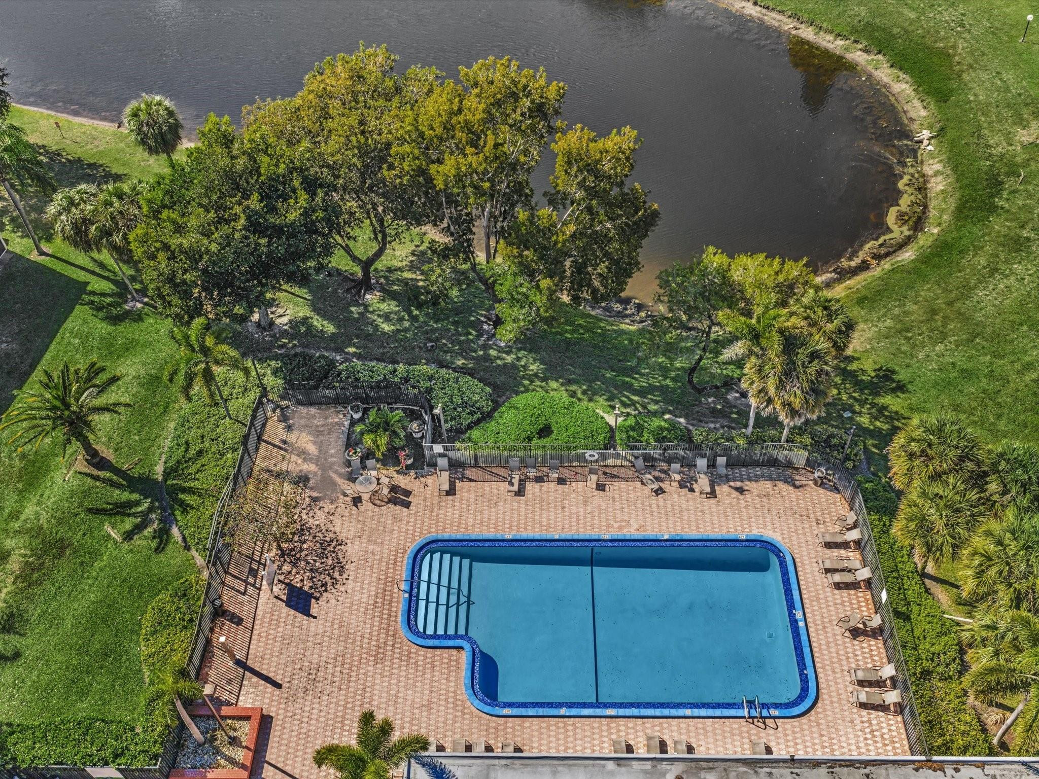 Clearwater of Meadowlakes - Residential