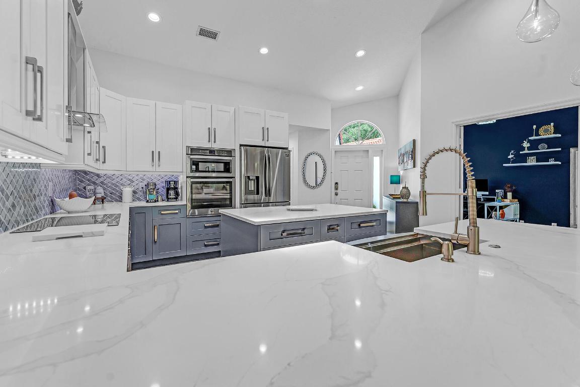 Villa San Remo - Residential