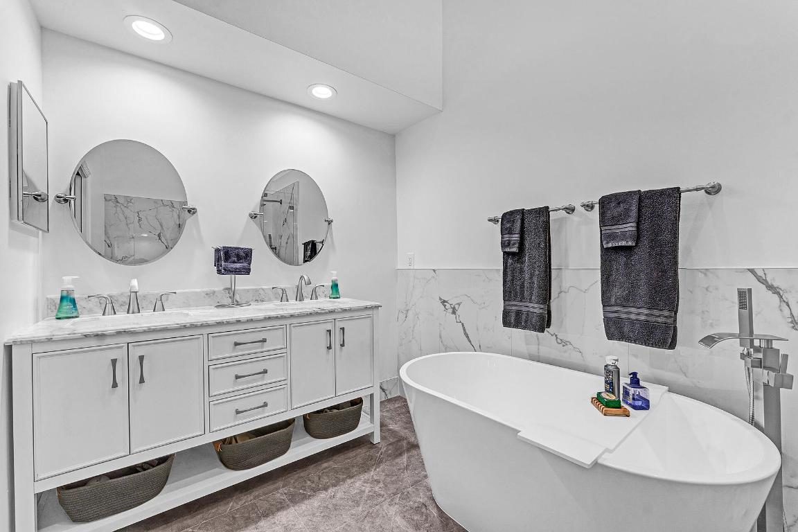 Villa San Remo - Residential