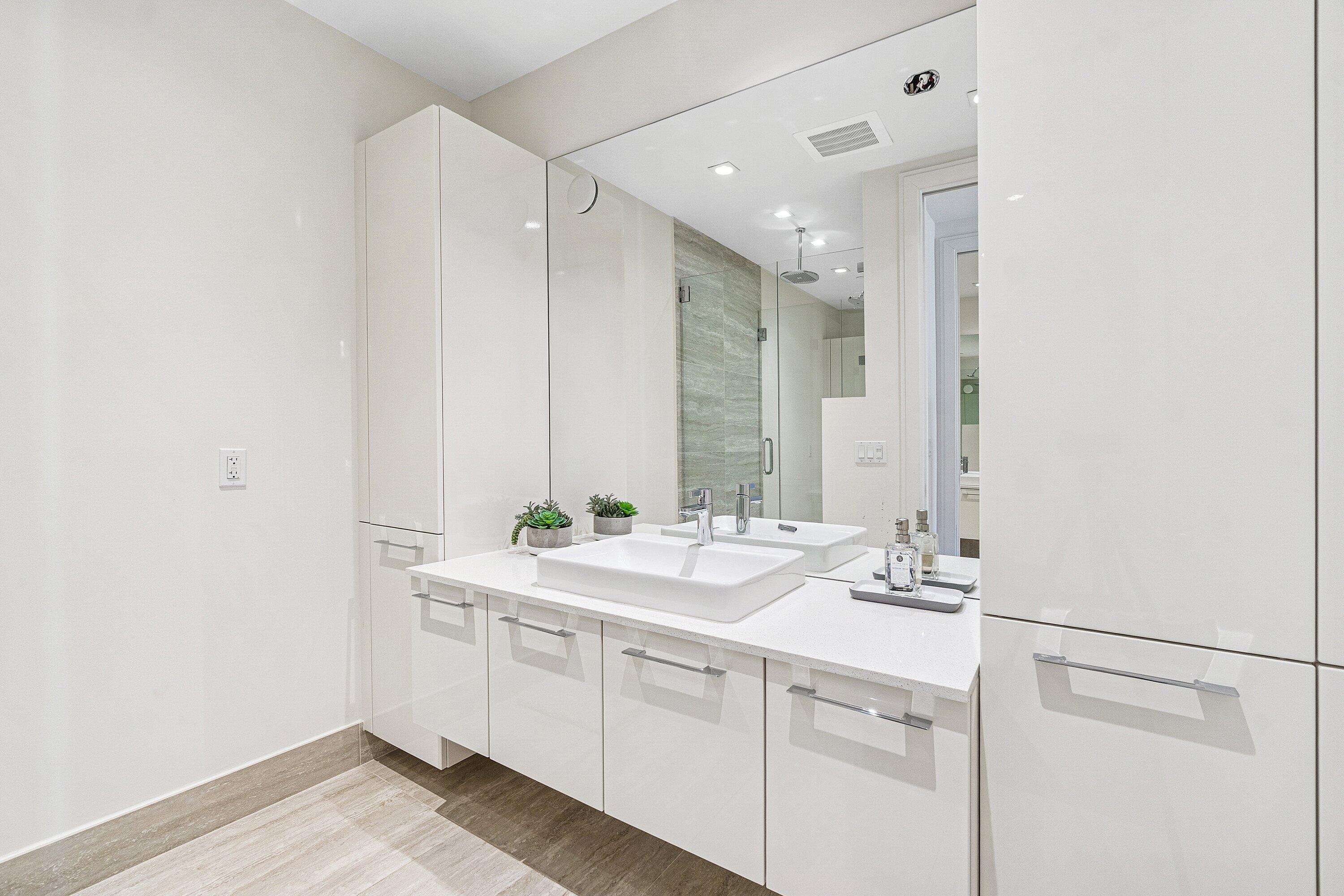 3200 SOUTH OCEAN A SEAGATE CONDO - Residential