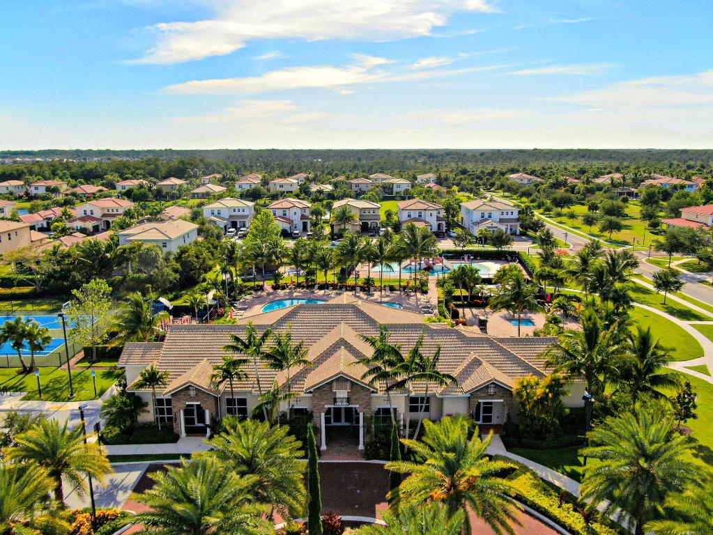 Rialto - Loxahatchee Reserve North - Residential