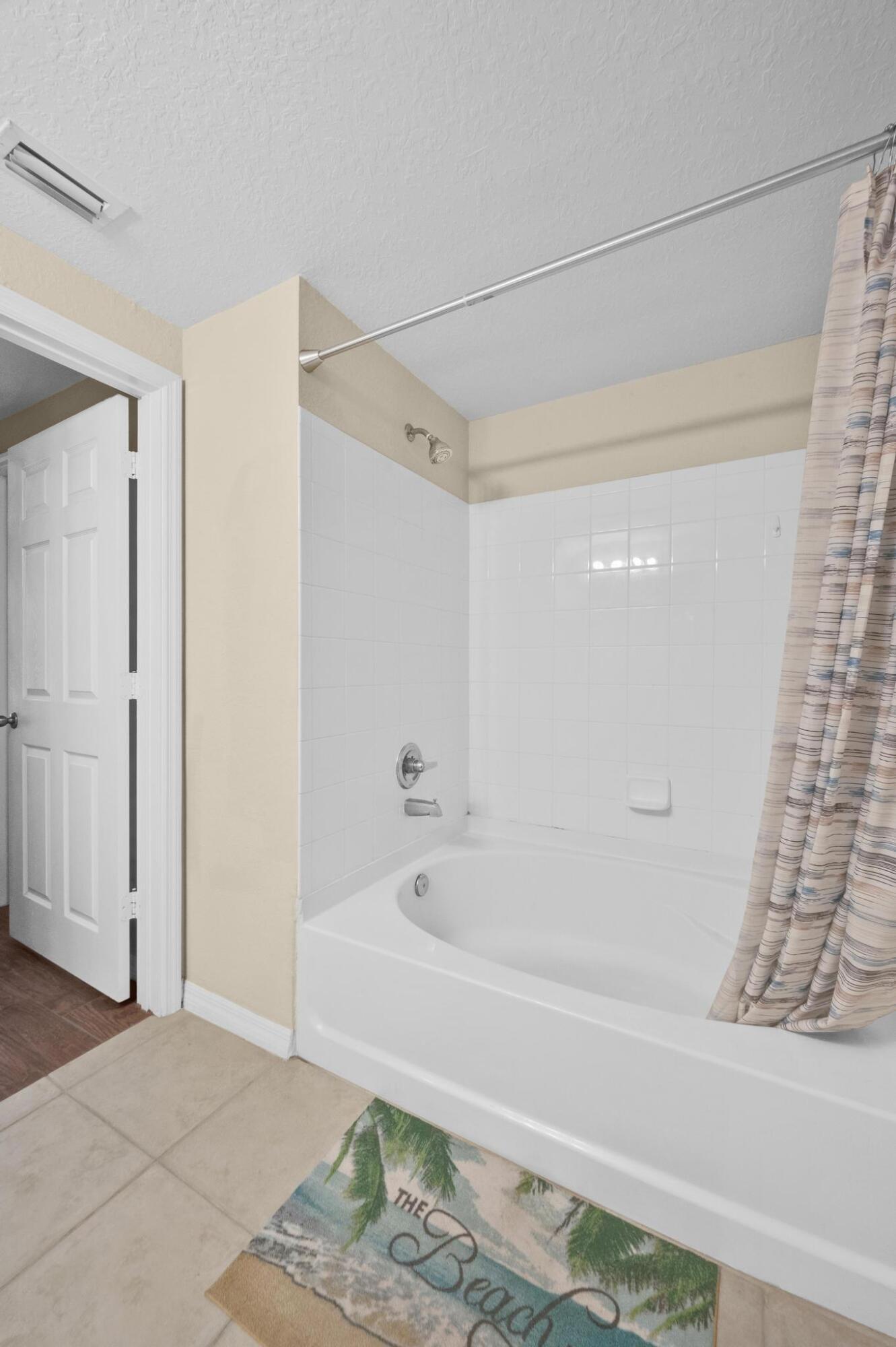 THE ESTATES AT STUART CONDO - Residential Lease