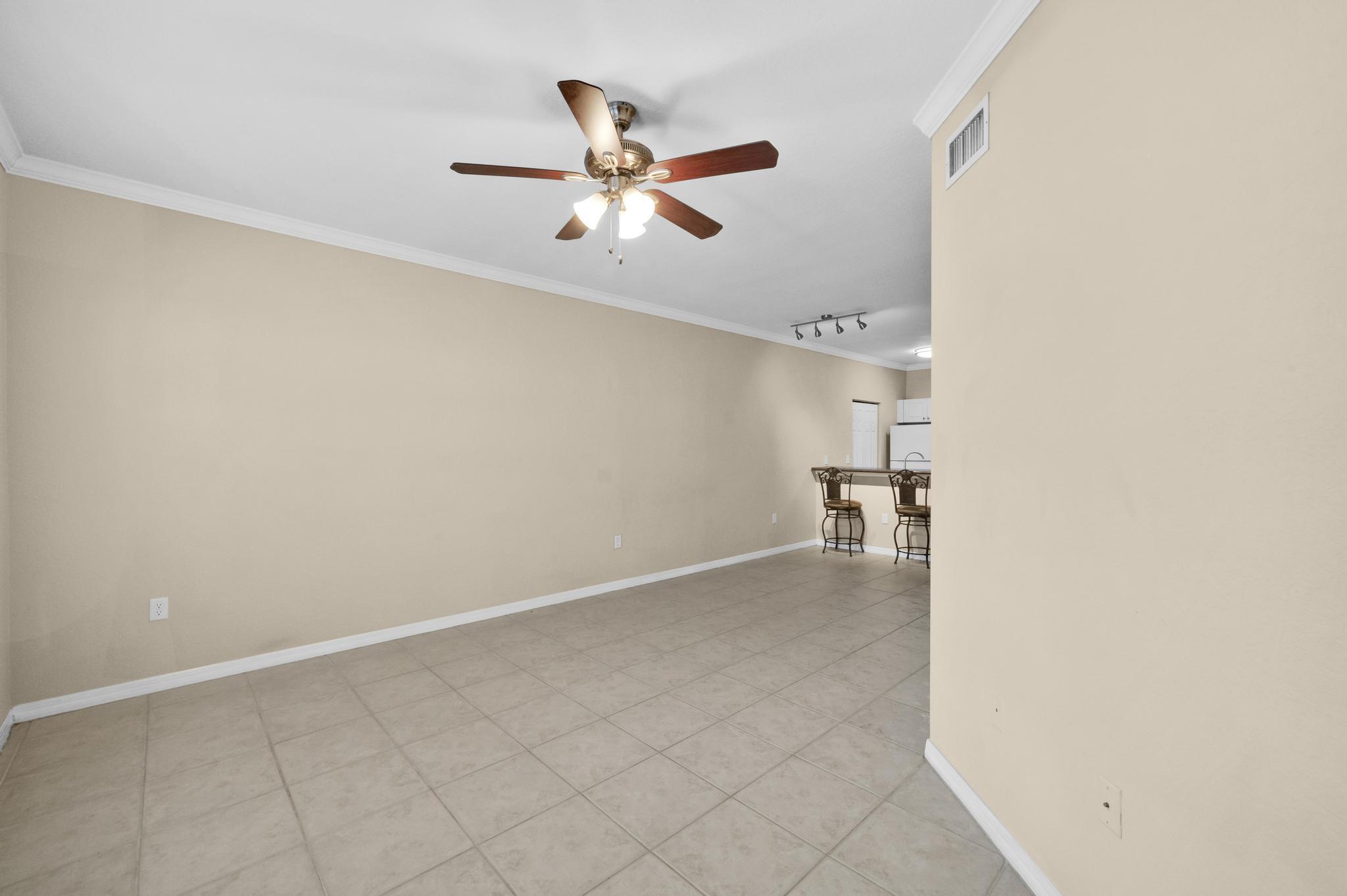 THE ESTATES AT STUART CONDO - Residential Lease