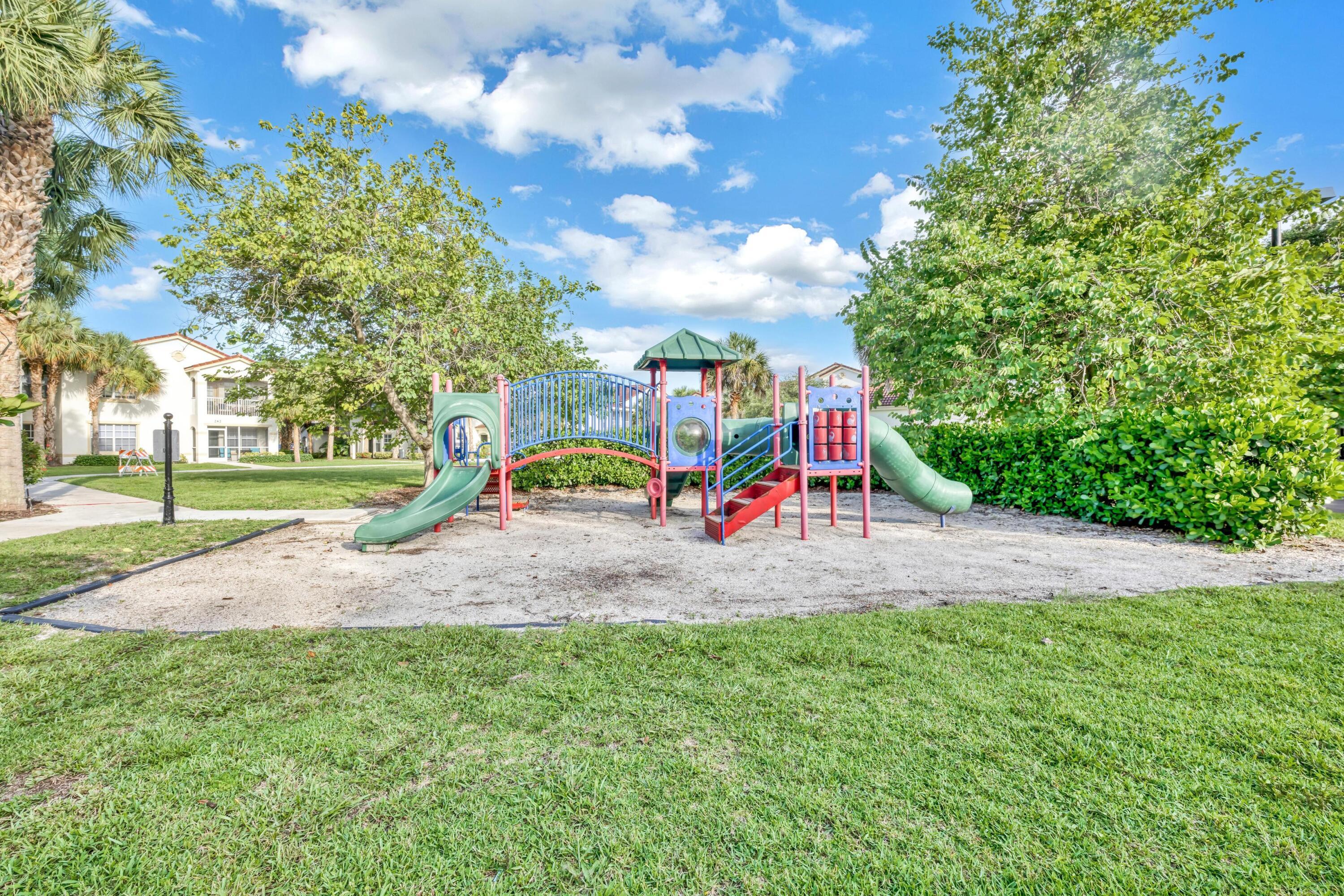 THE ESTATES AT STUART CONDO - Residential Lease