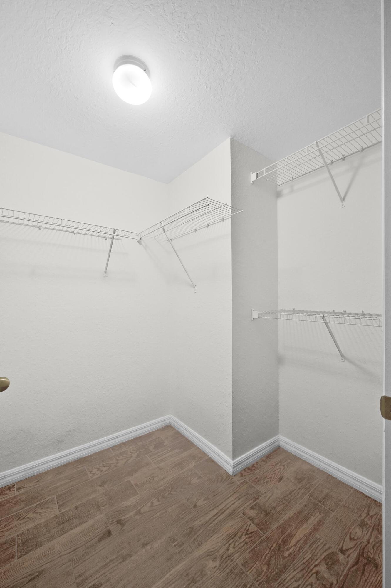 THE ESTATES AT STUART CONDO - Residential Lease