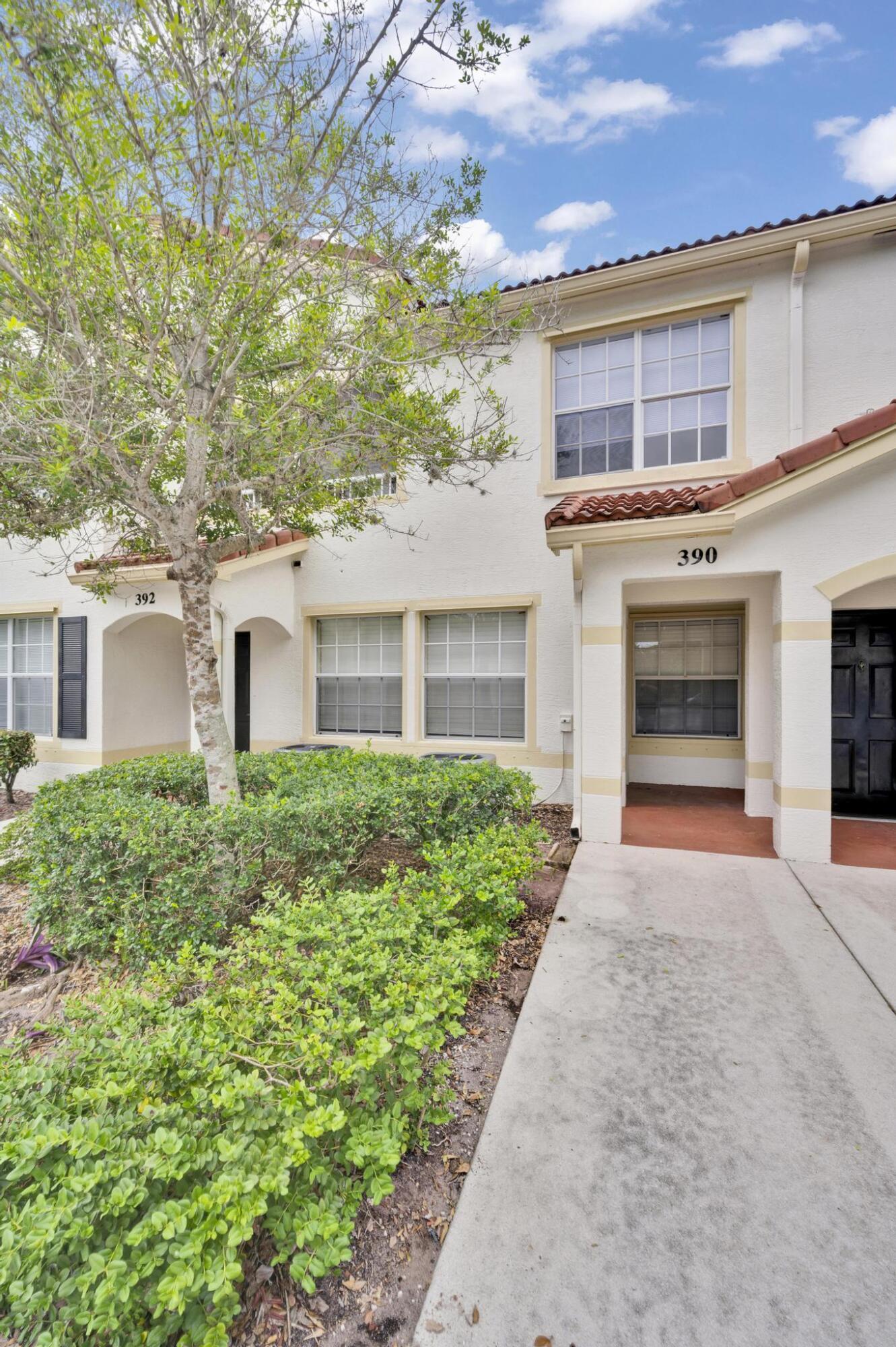 THE ESTATES AT STUART CONDO - Residential Lease