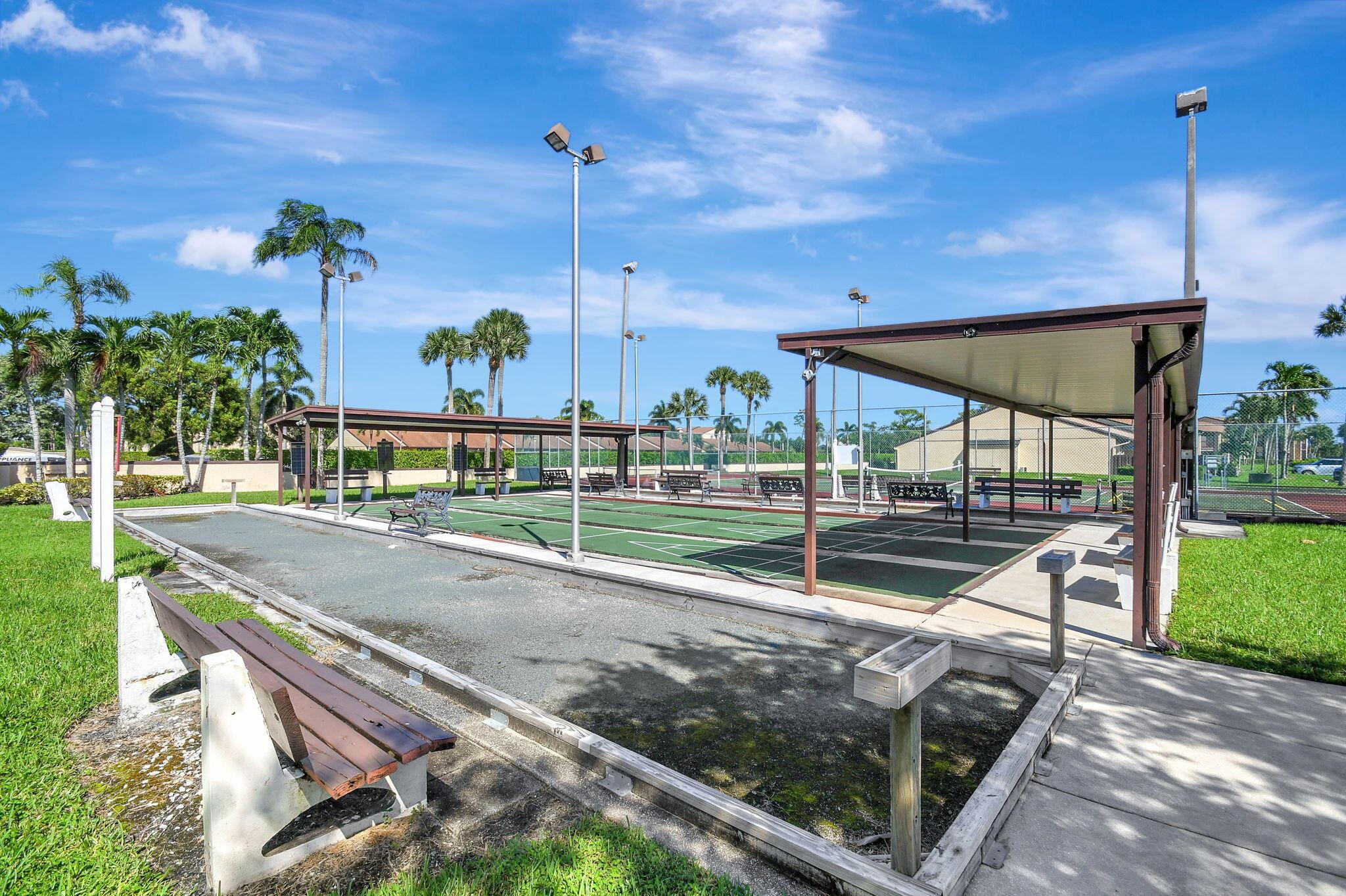 PINE RIDGE NORTH VILLAGE - Residential