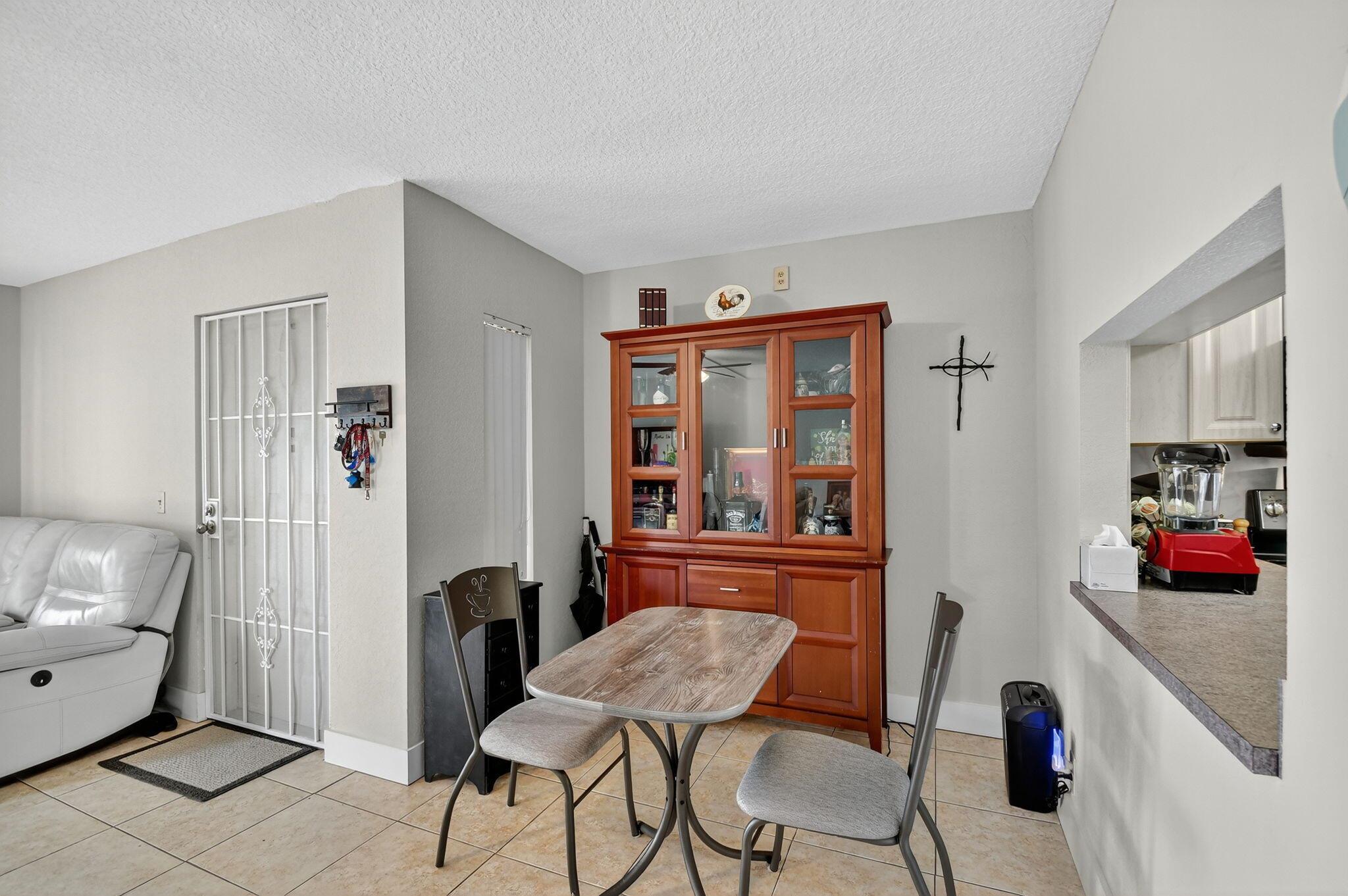 PINE RIDGE NORTH VILLAGE - Residential