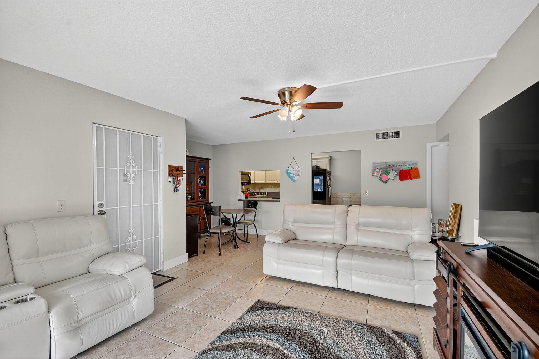 PINE RIDGE NORTH VILLAGE - Residential