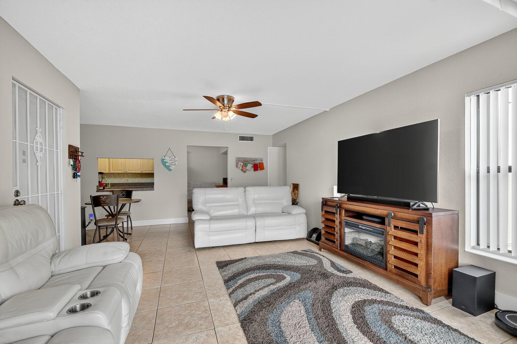 PINE RIDGE NORTH VILLAGE - Residential