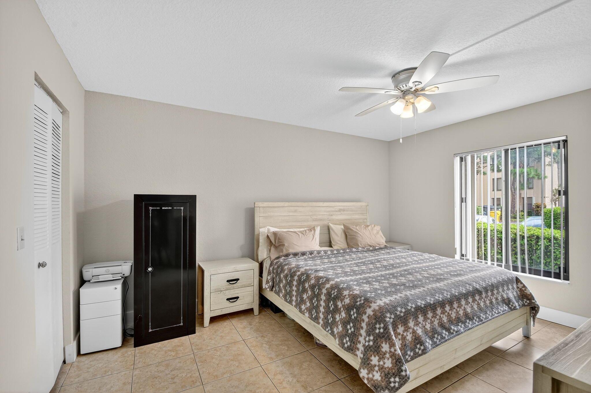 PINE RIDGE NORTH VILLAGE - Residential