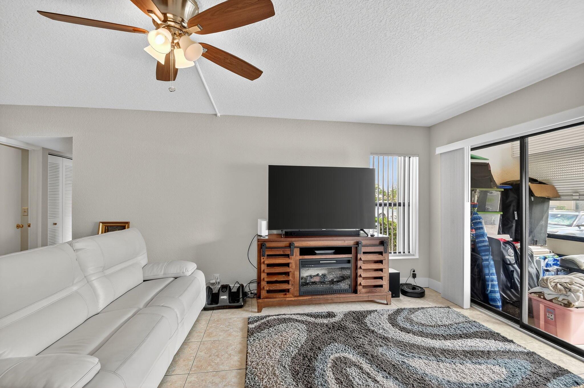 PINE RIDGE NORTH VILLAGE - Residential