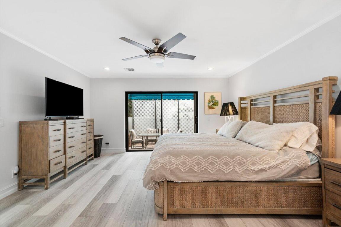 PELICAN HARBOR PH 4-A - Residential Lease