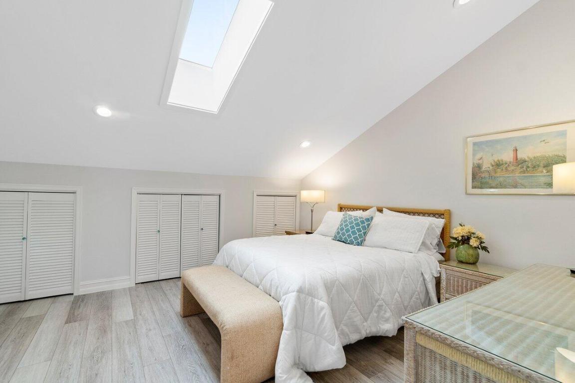 PELICAN HARBOR PH 4-A - Residential Lease