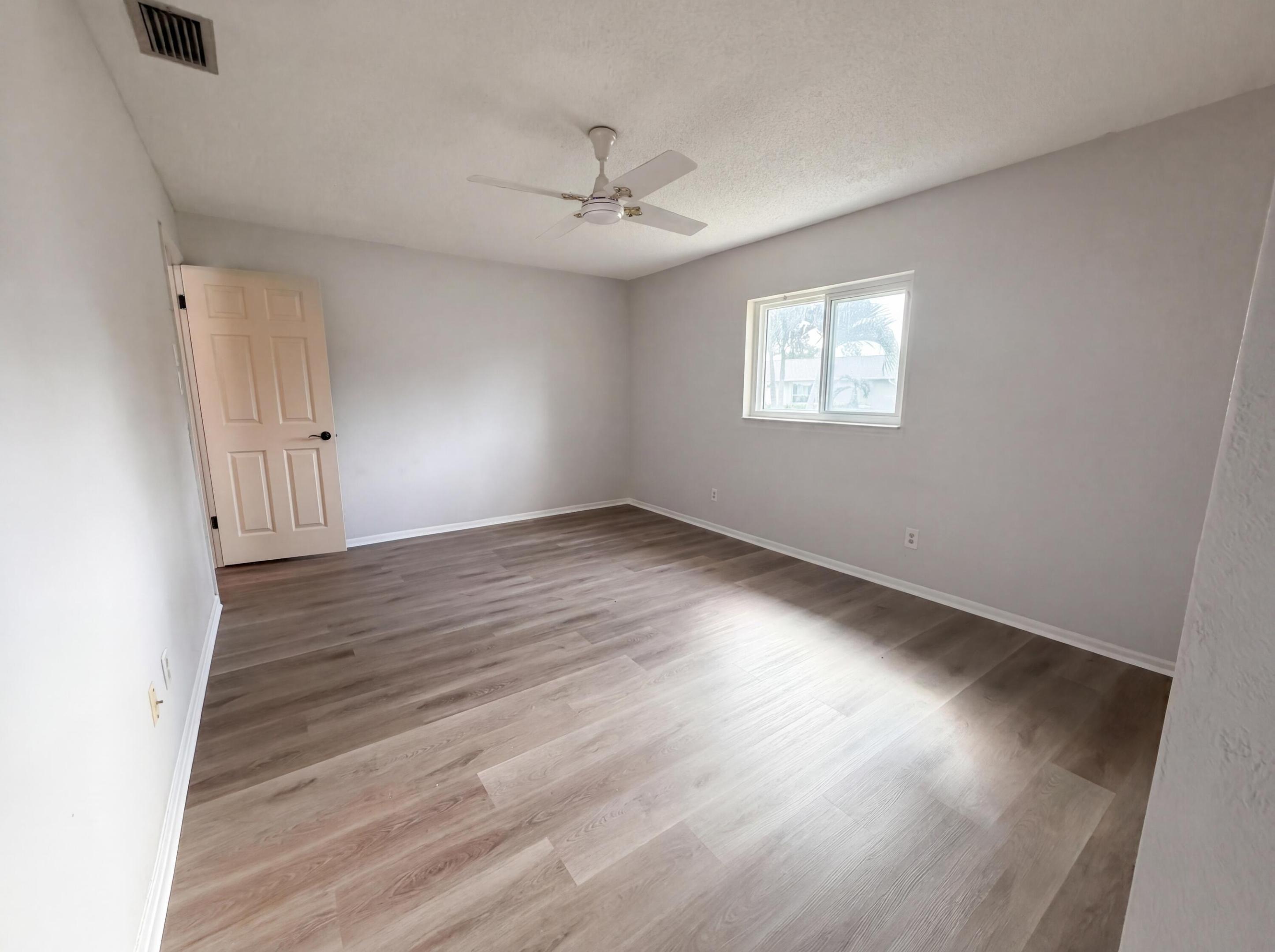 WESTWOOD COMMUNITY 5 78-39 B - Residential