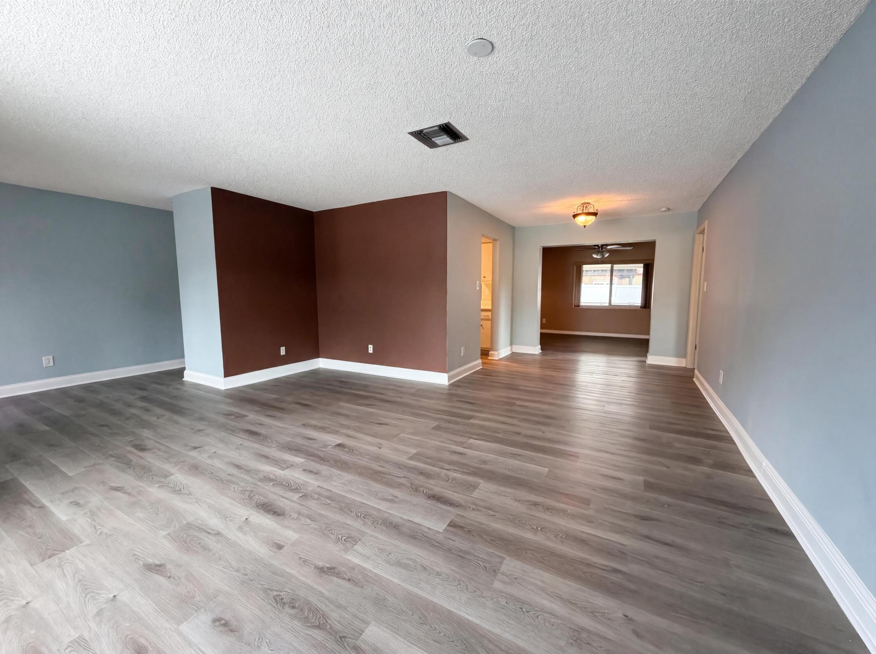 WESTWOOD COMMUNITY 5 78-39 B - Residential