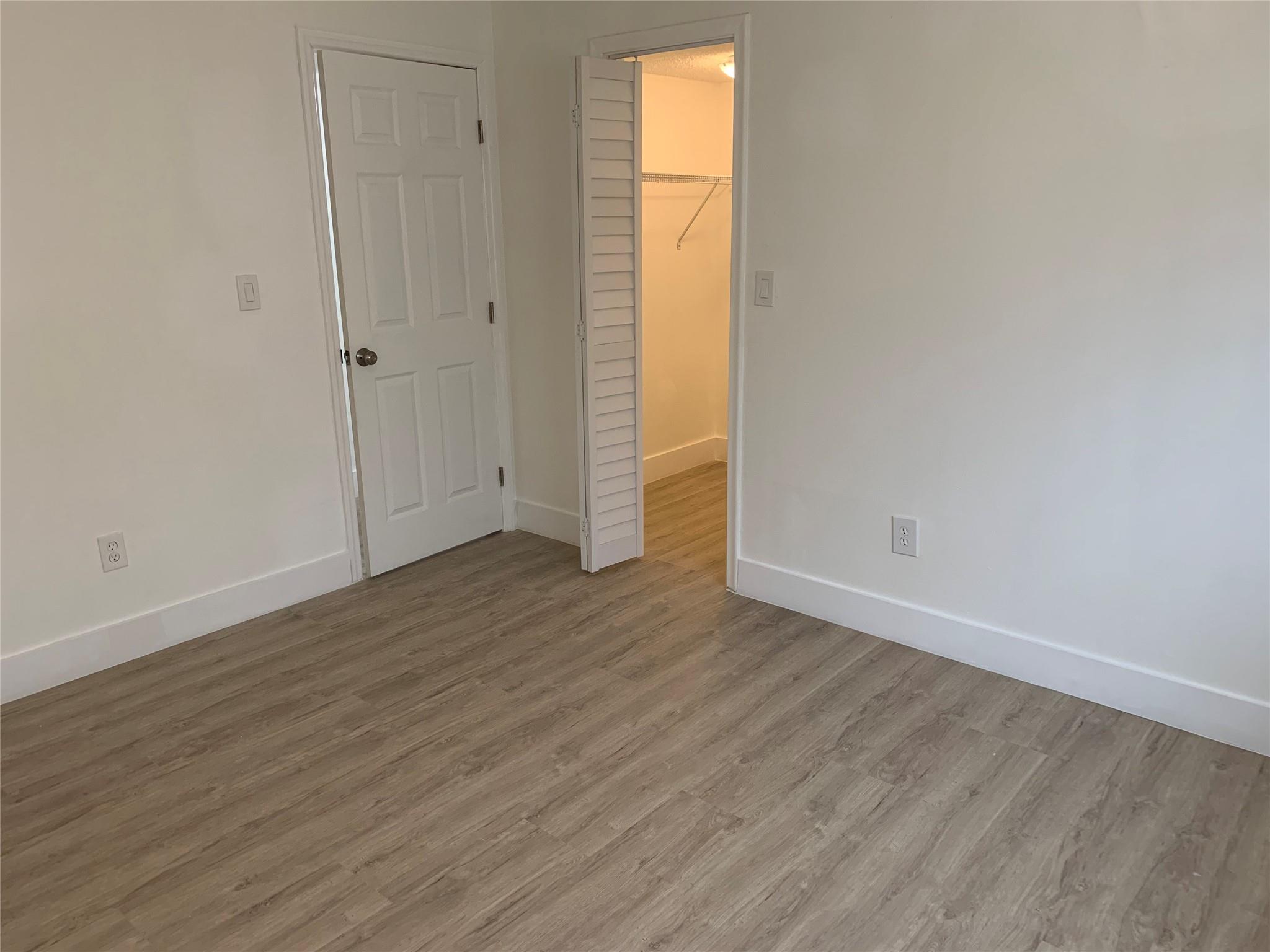 The Oaks Condo - Residential Lease