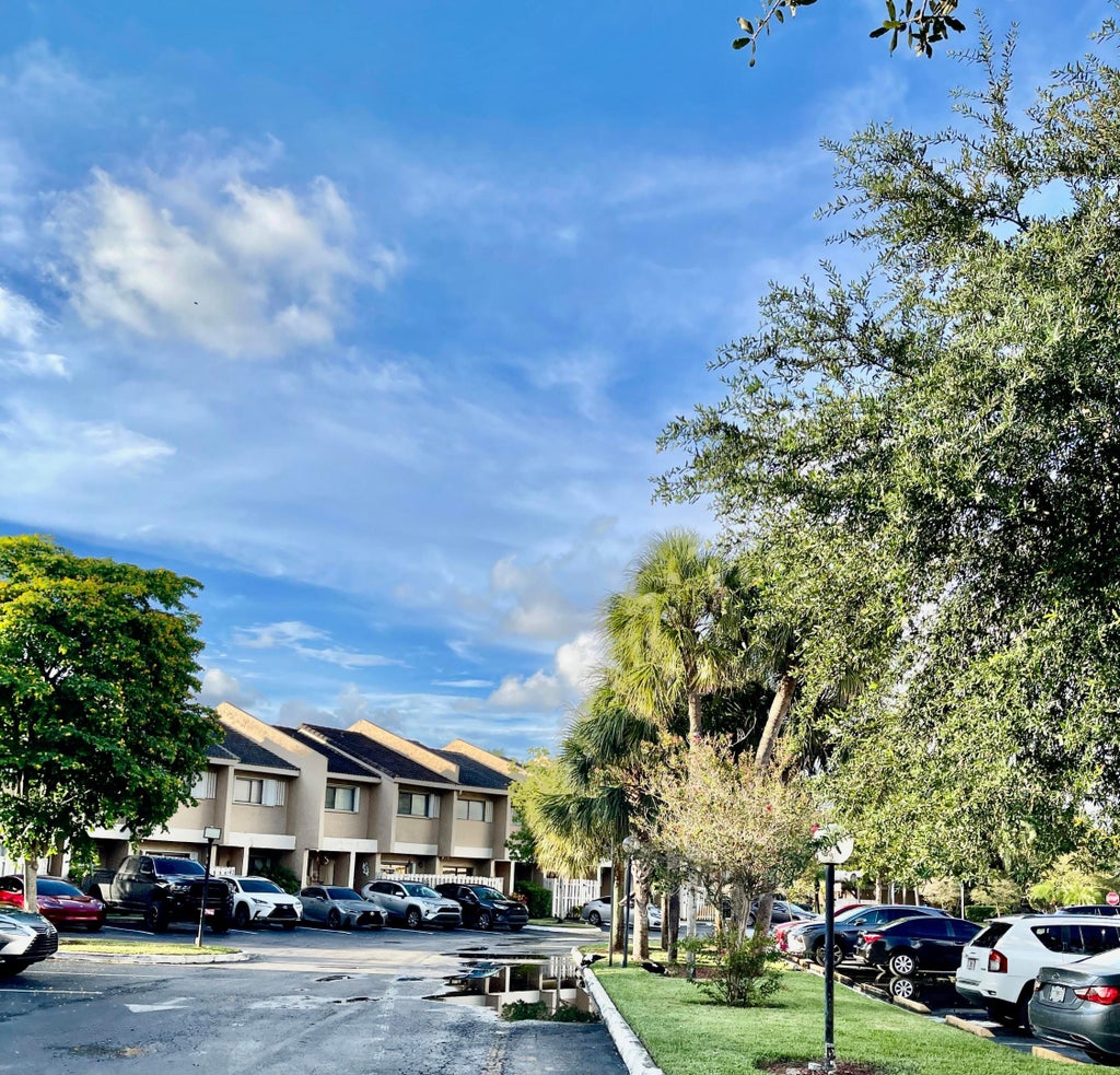Photo of 3555 NW 91st Lane, Sunrise, FL 33351 (MLS # B26072733)