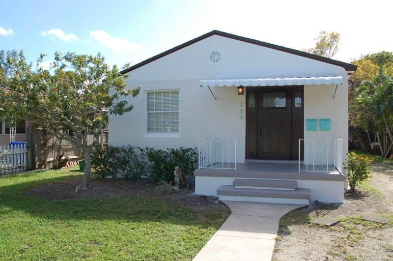 Lauderdale Gardens 8-28 B - Residential