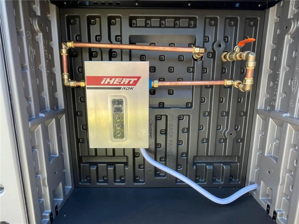 Lauderdale Gardens 8-28 B - Residential