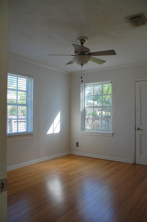 Lauderdale Gardens 8-28 B - Residential