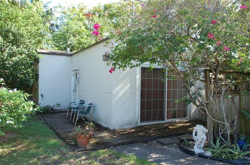 Lauderdale Gardens 8-28 B - Residential