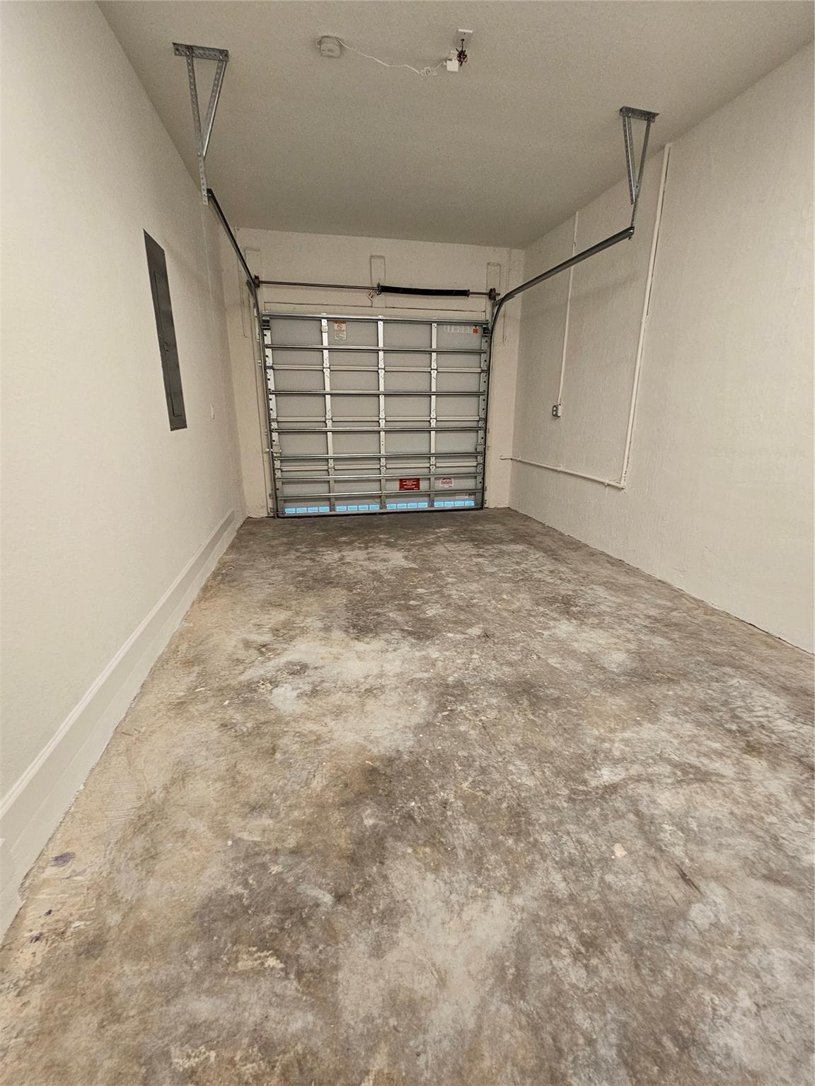 Wyndham Lakes Plaza 163-2 - Residential