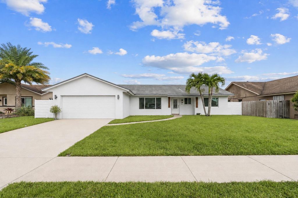 Photo of 5317 SW 120th Avenue, Cooper City, FL 33330 (MLS # B26041697)