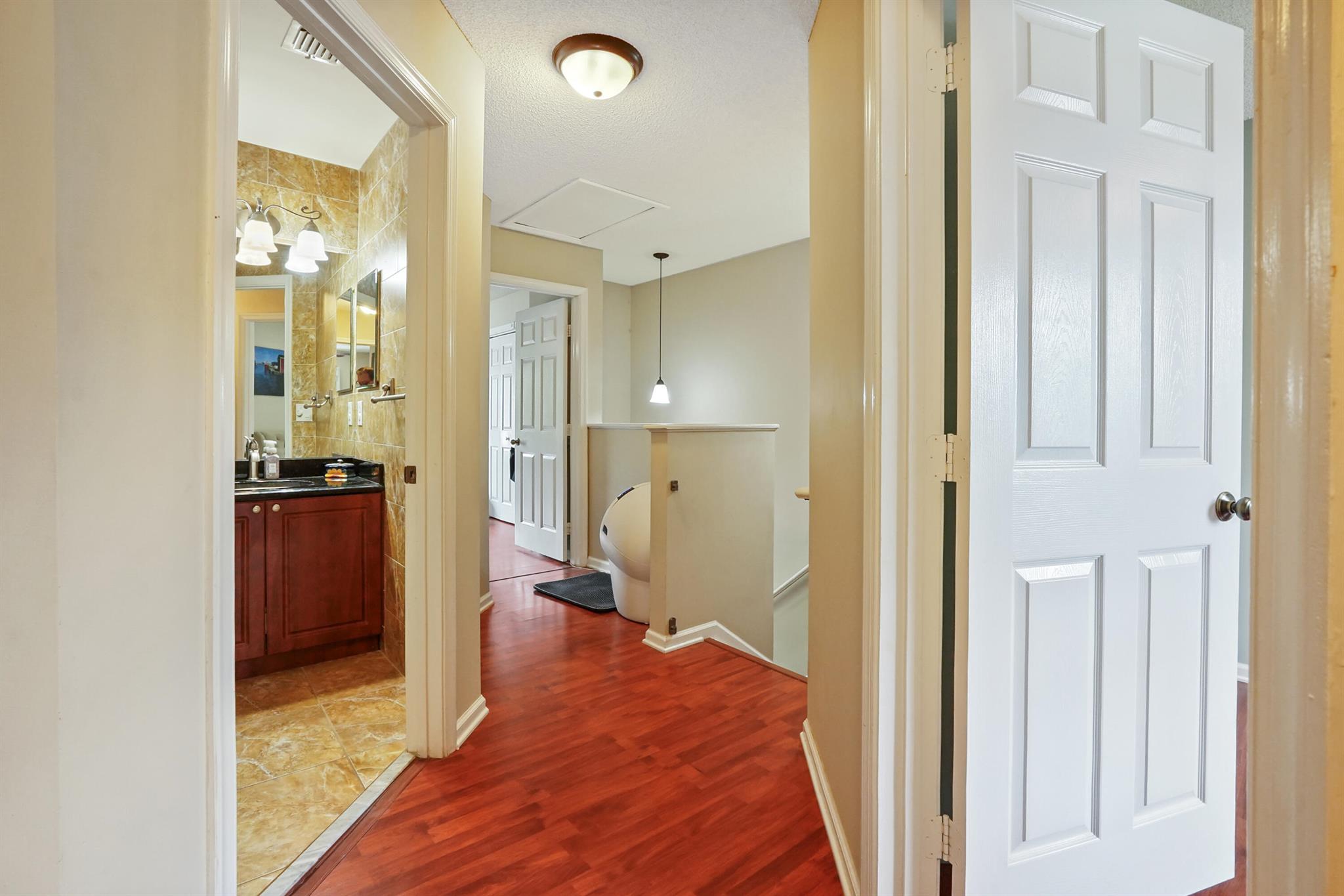 CHARTER CLUB - Residential