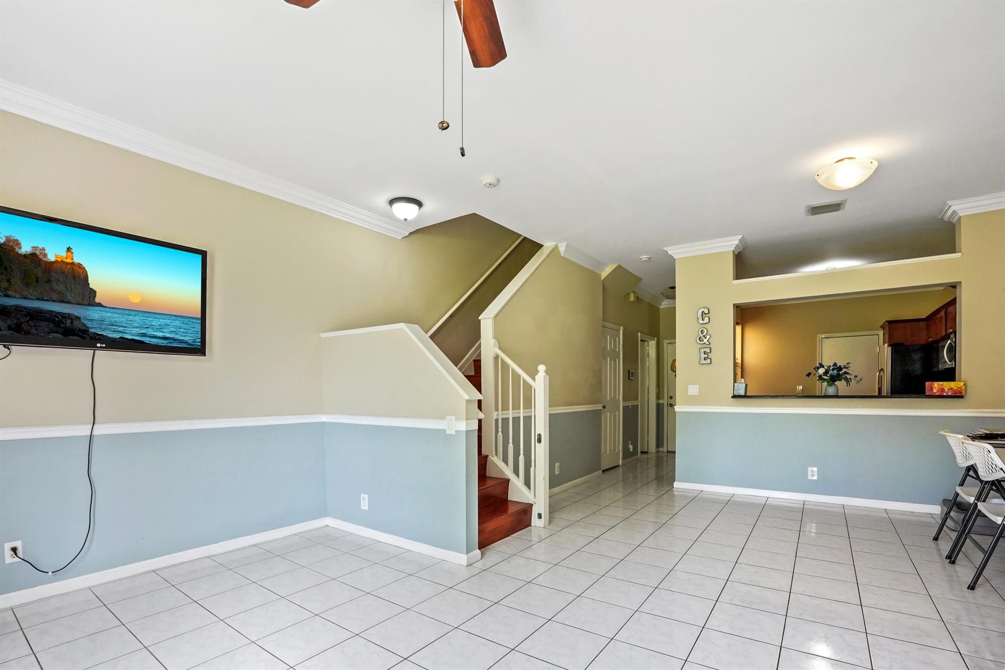 CHARTER CLUB - Residential