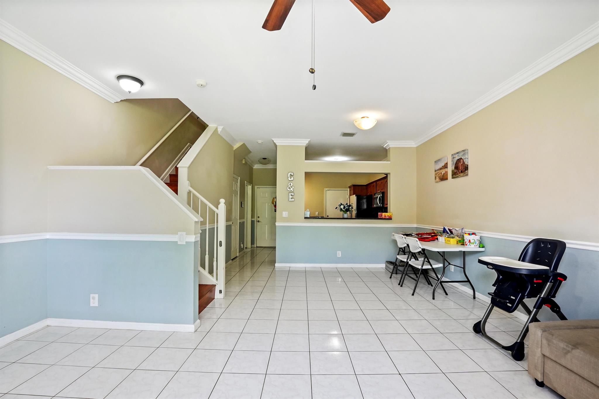 CHARTER CLUB - Residential