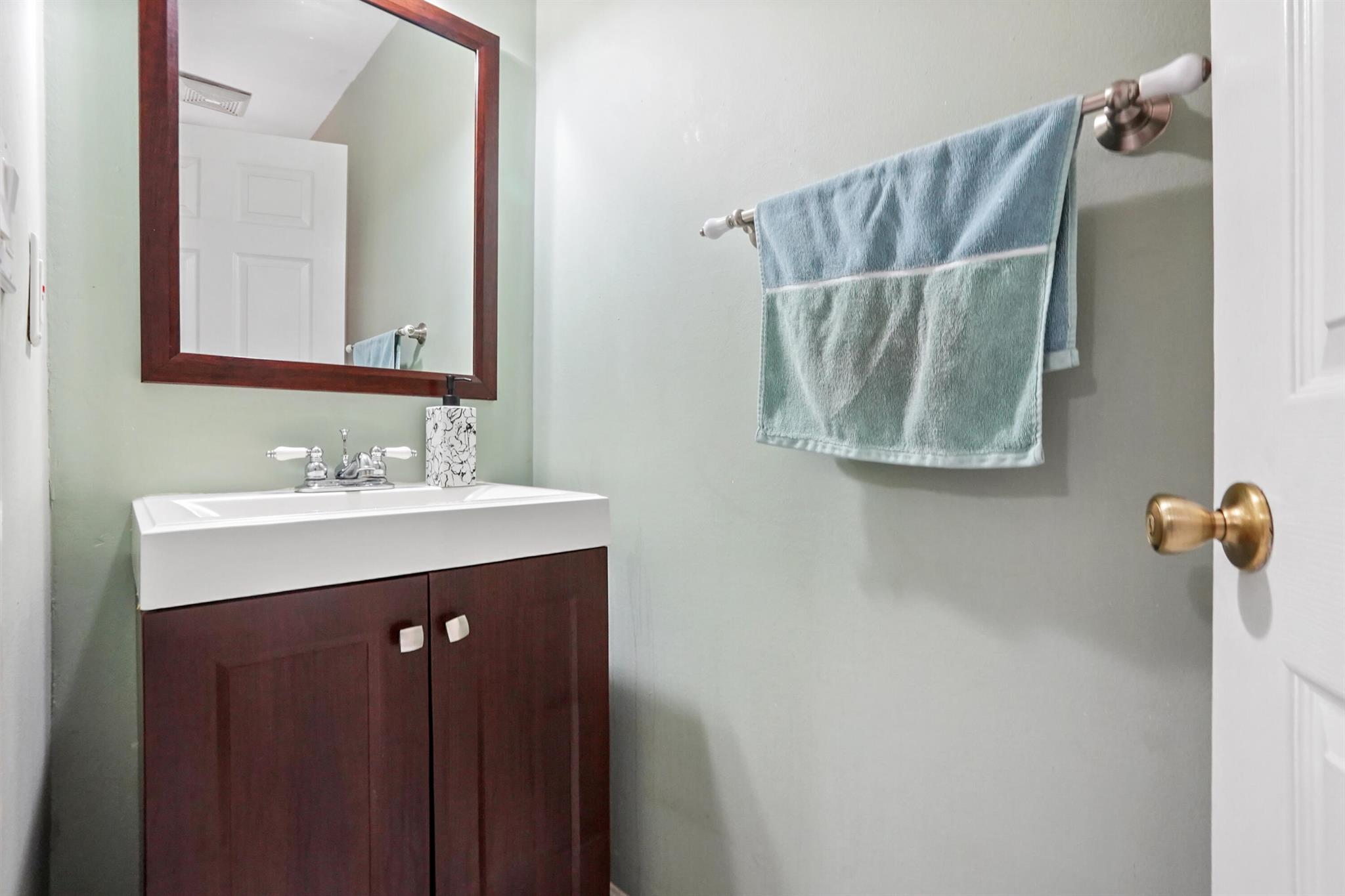 CHARTER CLUB - Residential