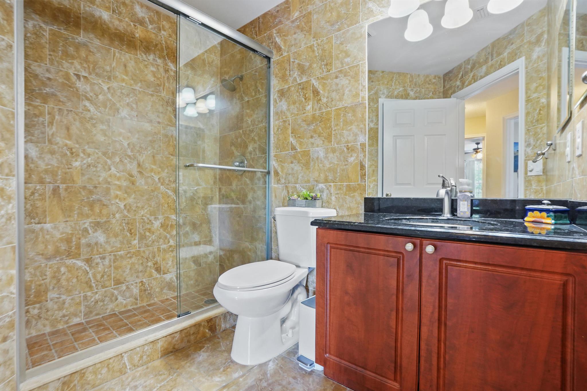 CHARTER CLUB - Residential