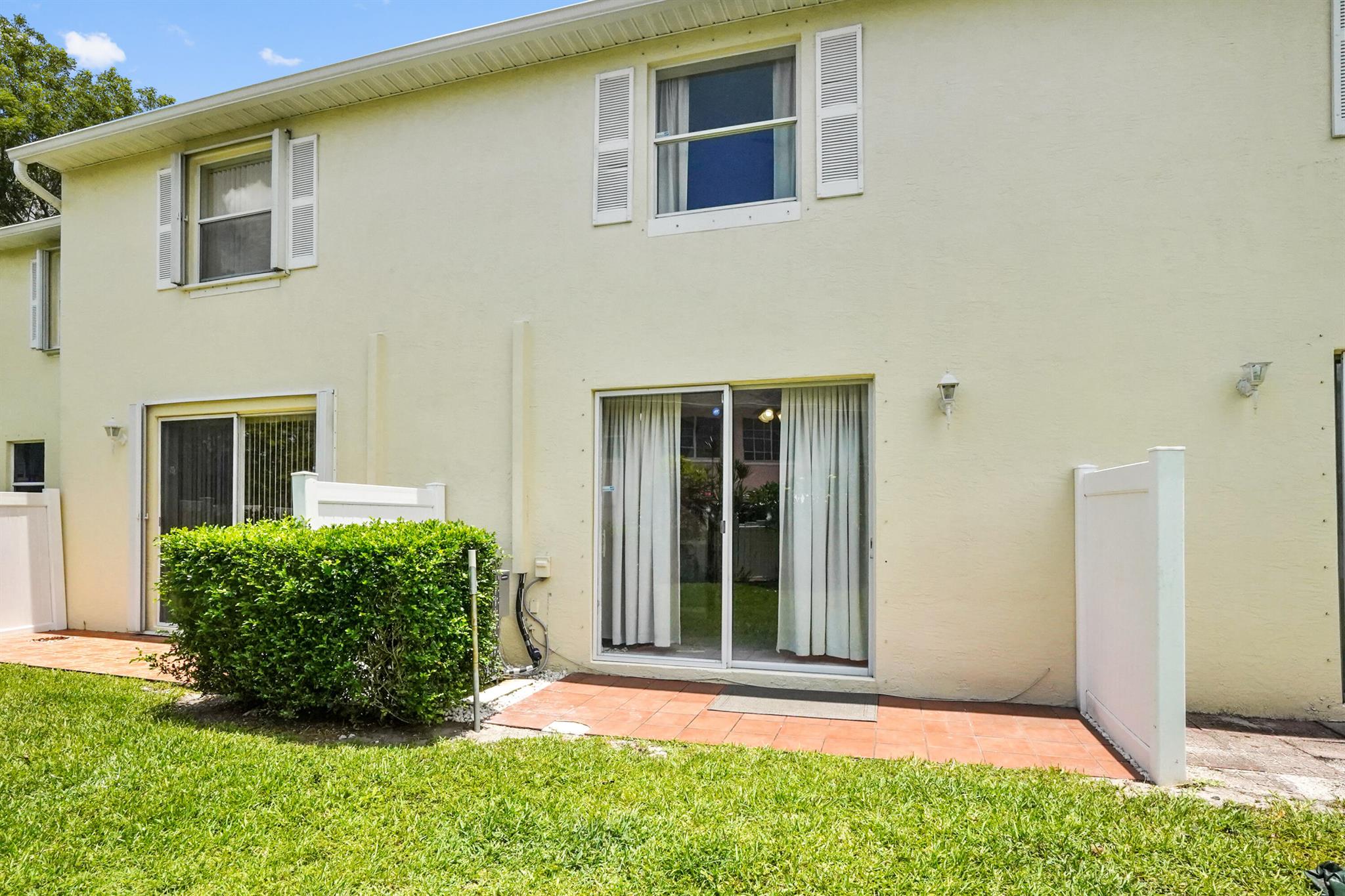 CHARTER CLUB - Residential