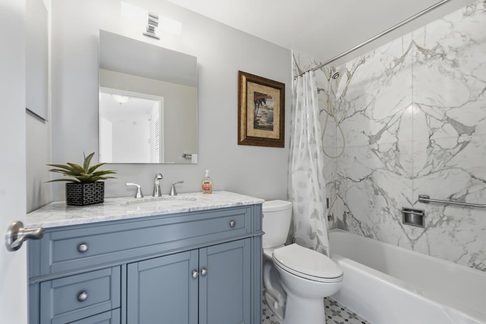 Coral Ridge Towers South - Residential