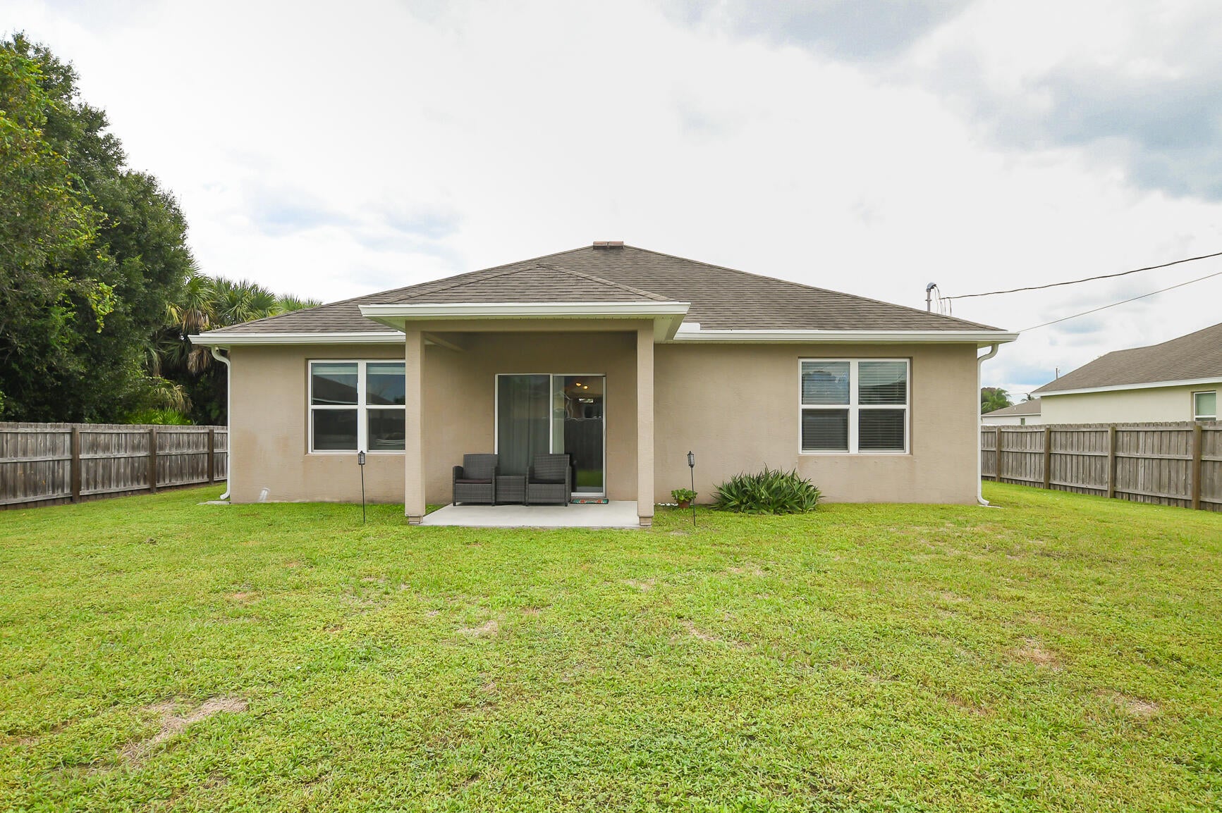 613 SW POST Terrace