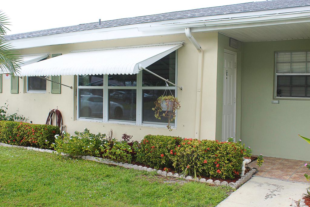 Photo of 406 Sandpiper Drive #F(C), Fort Pierce, FL 34950 (MLS # R10967249)