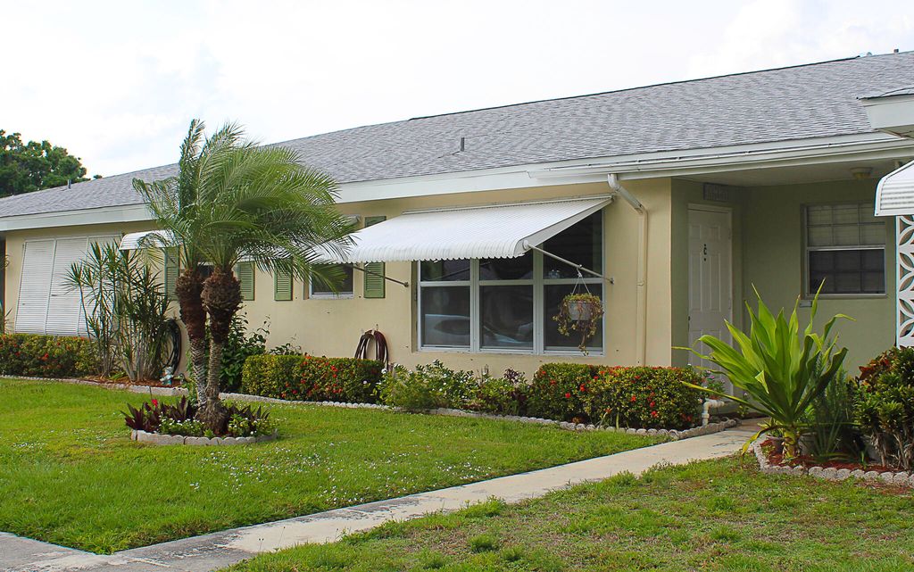 Photo of 406 Sandpiper Drive #F(C), Fort Pierce, FL 34950 (MLS # R10967249)