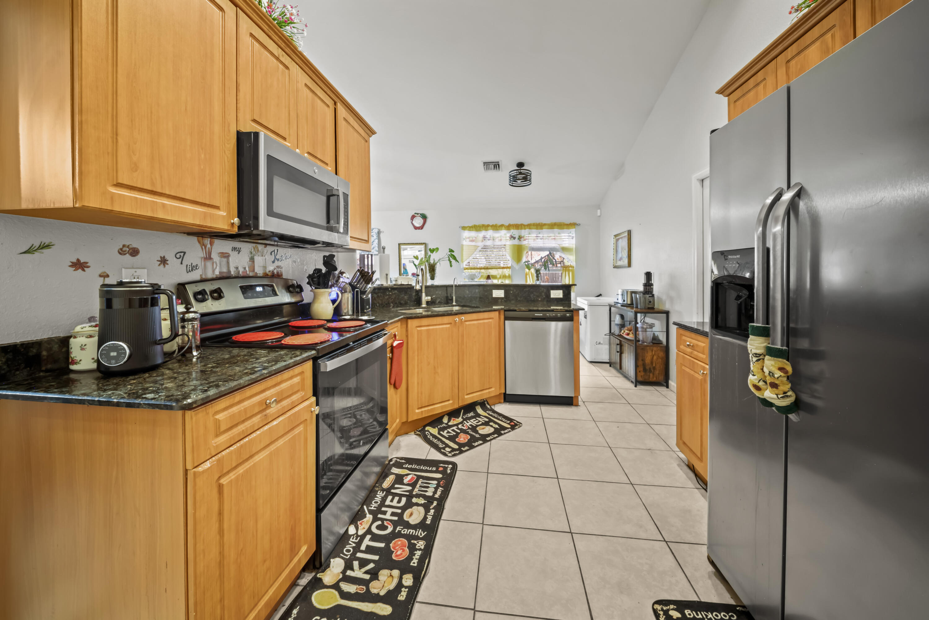 3842 SW Ruark Street