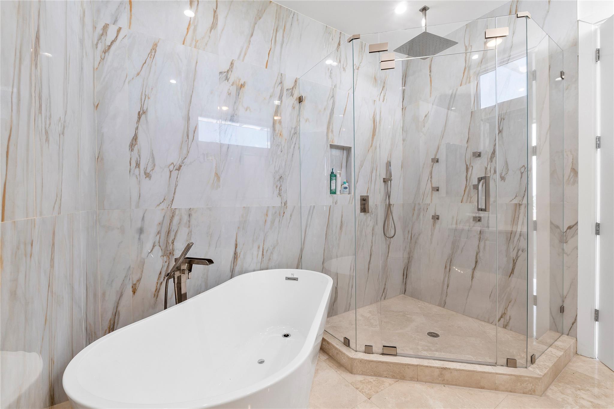 Palm Cove Lofts - Residential Lease