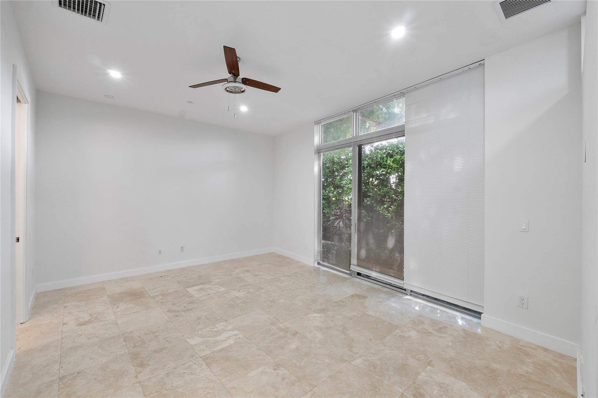 Palm Cove Lofts - Residential Lease