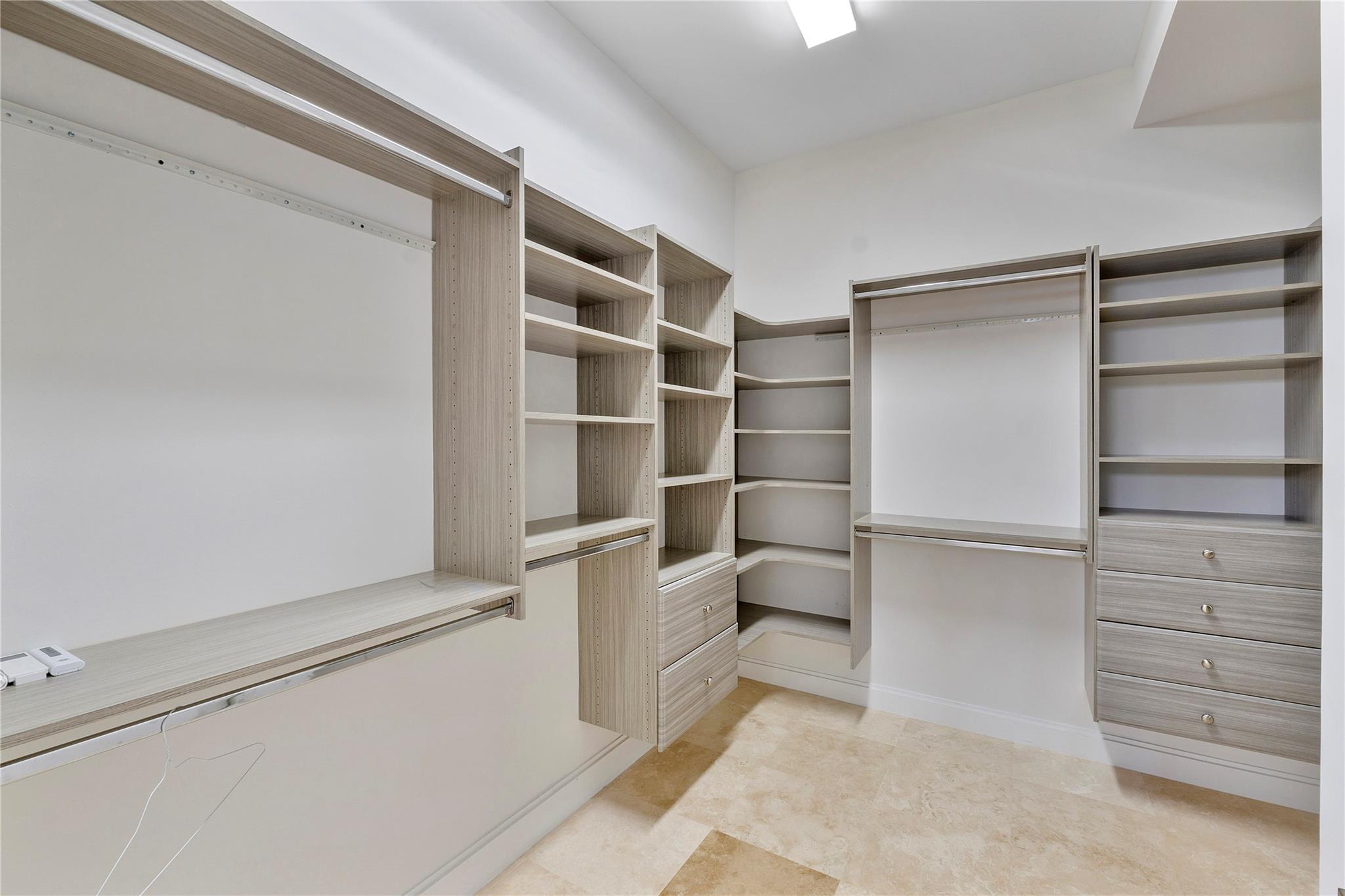 Palm Cove Lofts - Residential Lease