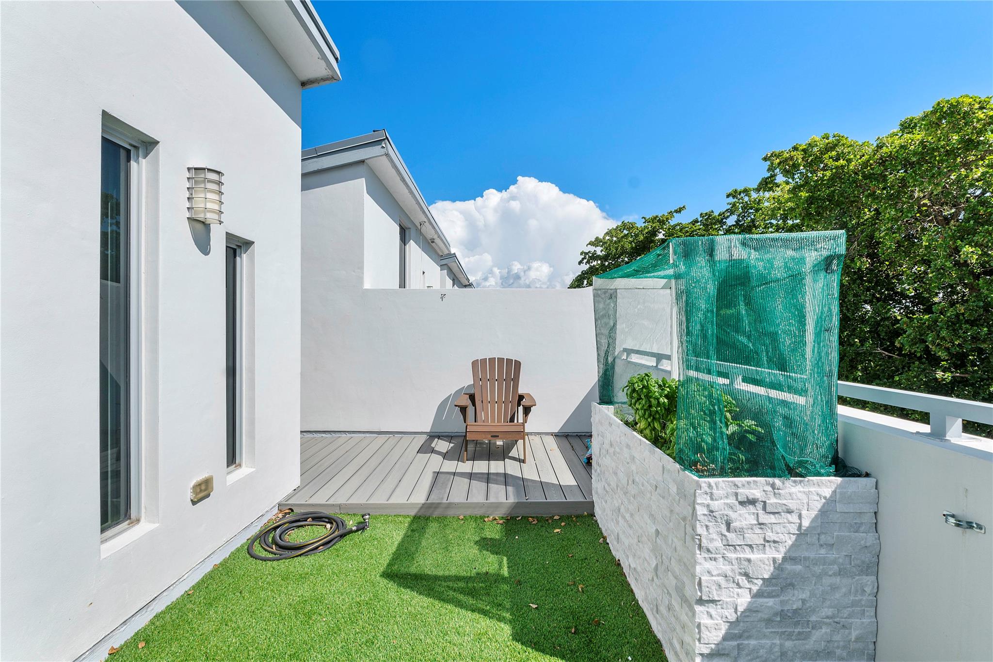 Palm Cove Lofts - Residential Lease