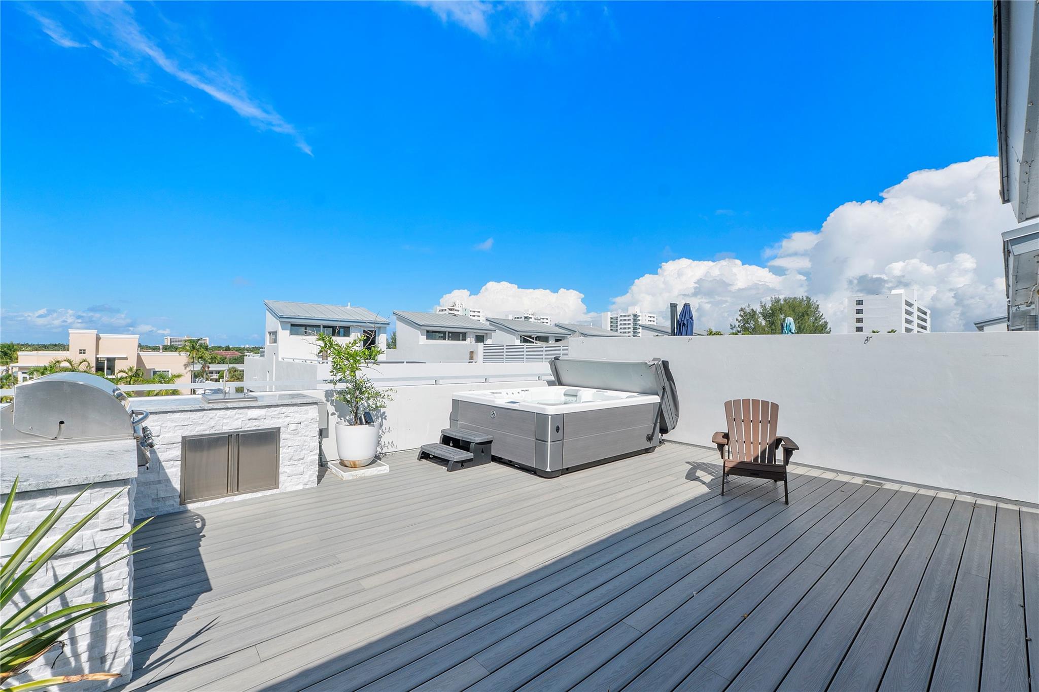 Palm Cove Lofts - Residential Lease