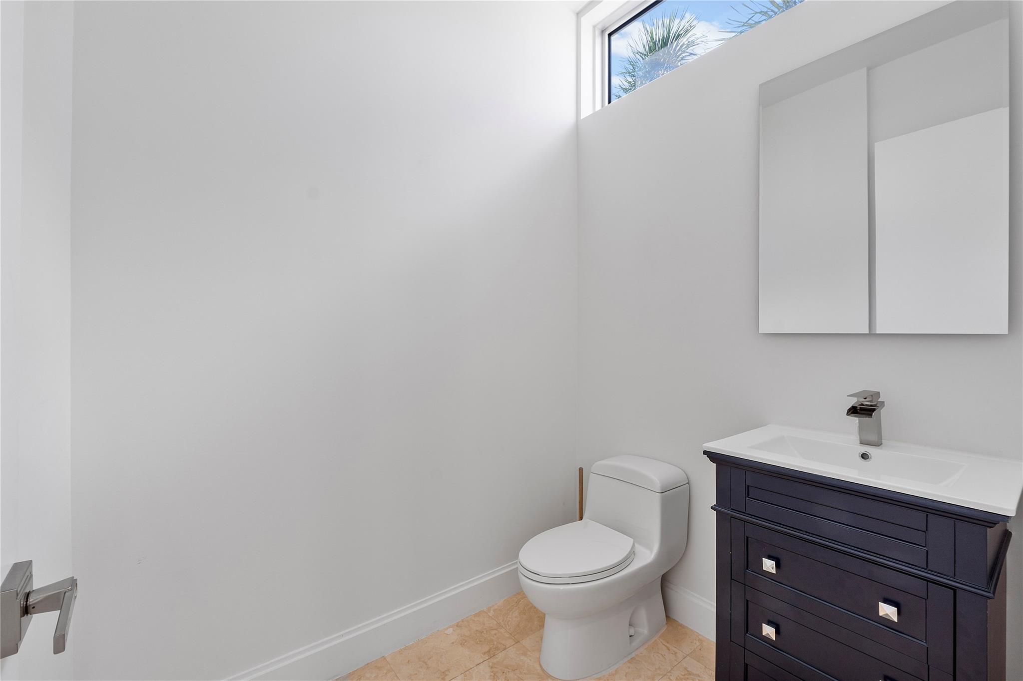 Palm Cove Lofts - Residential Lease